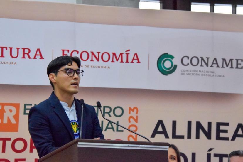 Ponencia en el centro cultural Los Pinos - 1