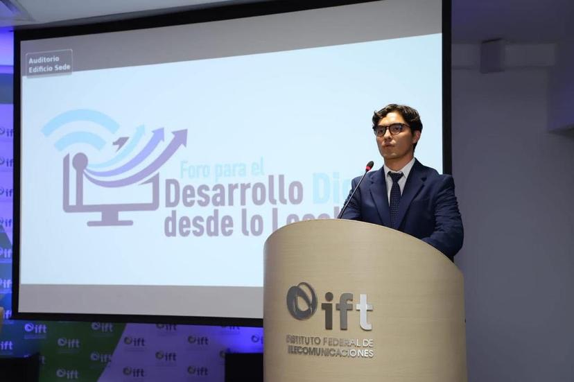 Panelista en el Foro Desarrollo Digital desde lo local en el IFT - 0